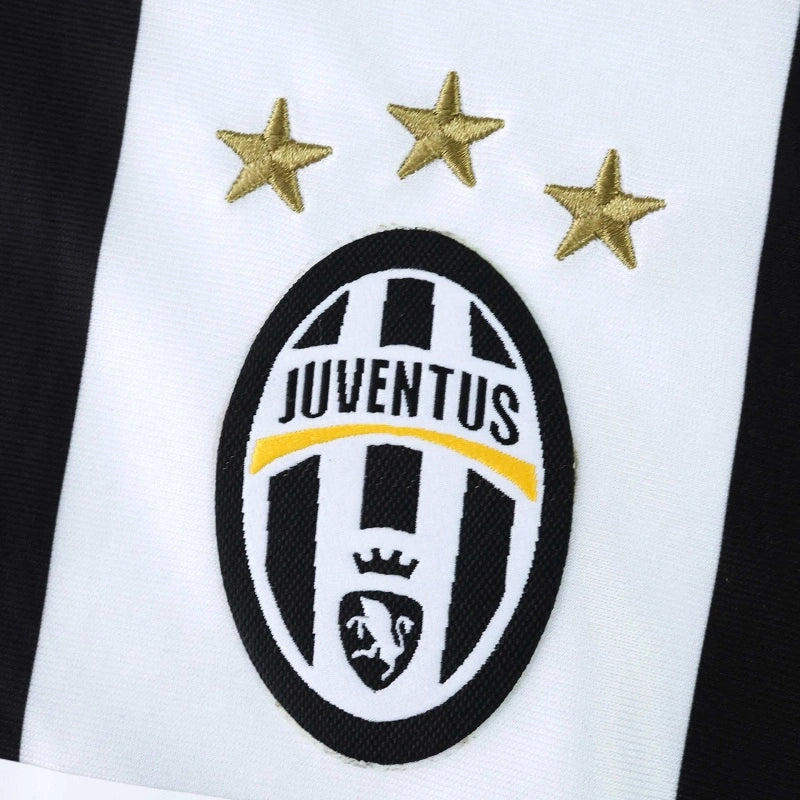 1617 season Juventus F.C. home retro
