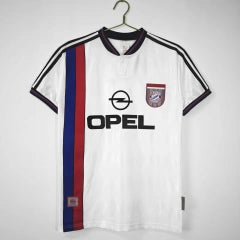 9698 season Bayern Munich away retro